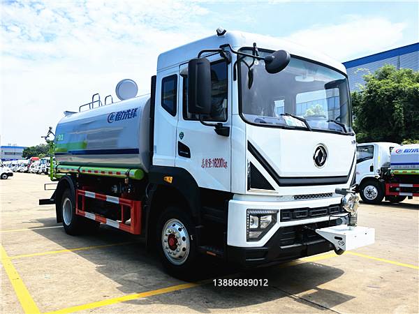 東風(fēng)多利卡D9新款霧炮車