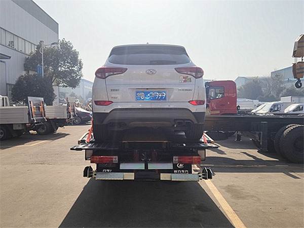 解放J6F藍牌一拖二清障車