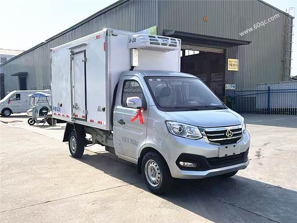 長(zhǎng)安金標(biāo)T3冷藏車