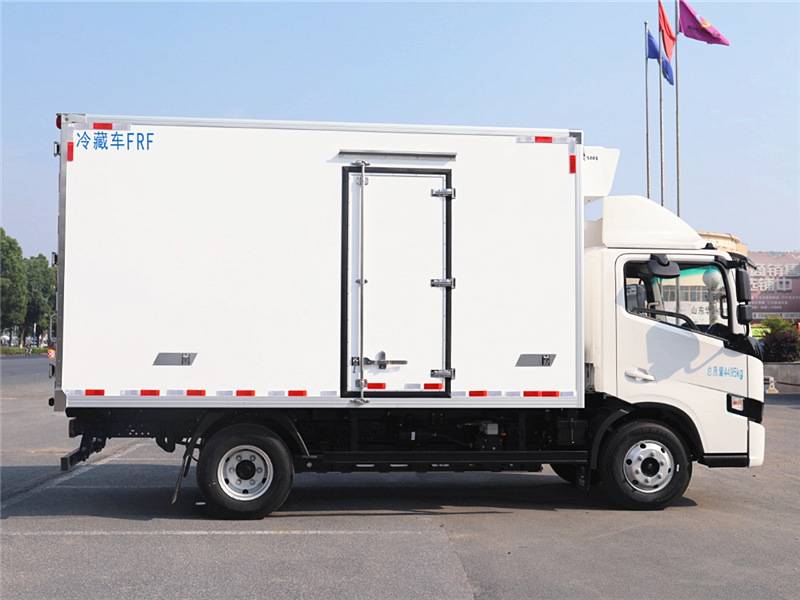 吉利遠(yuǎn)程星智H8E純電冷藏車(chē)