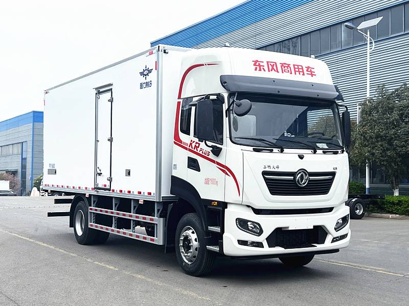 東風天錦PULS智能版冷藏車