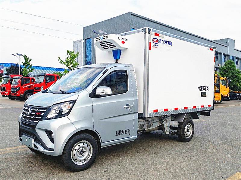 長(zhǎng)安藍(lán)牌國六冷藏車