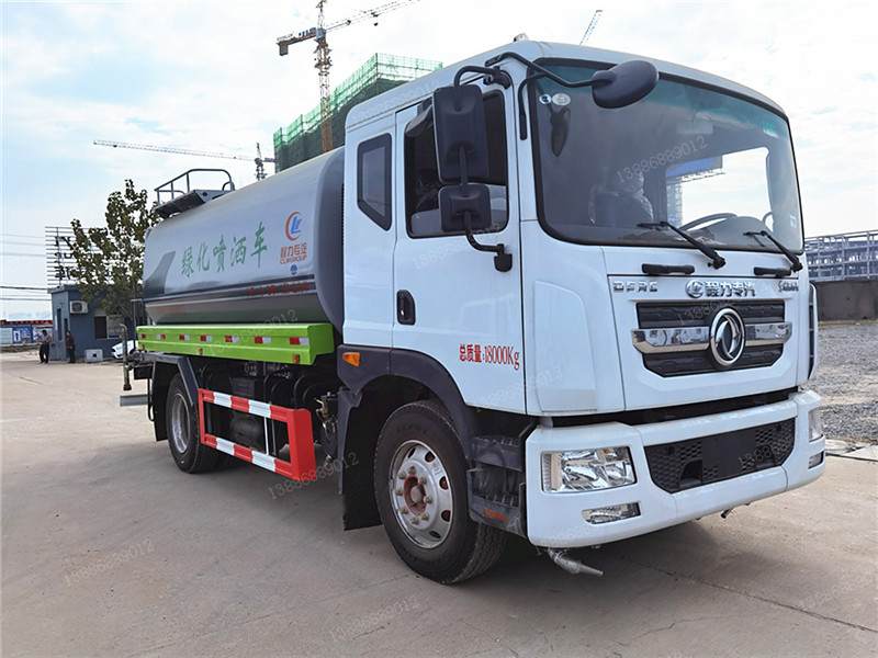 東風(fēng)多利卡15噸霧炮車(chē)
