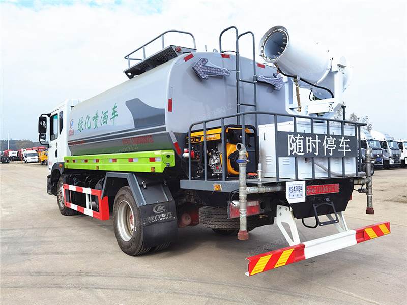 國(guó)六東風(fēng)多利卡15噸霧炮車(chē)