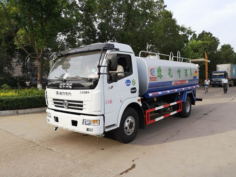 程力東風(fēng)8-9噸灑水車(chē)報(bào)價(jià)