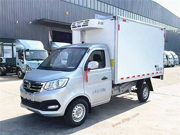 長(zhǎng)安金標(biāo)T3冷藏車(chē)